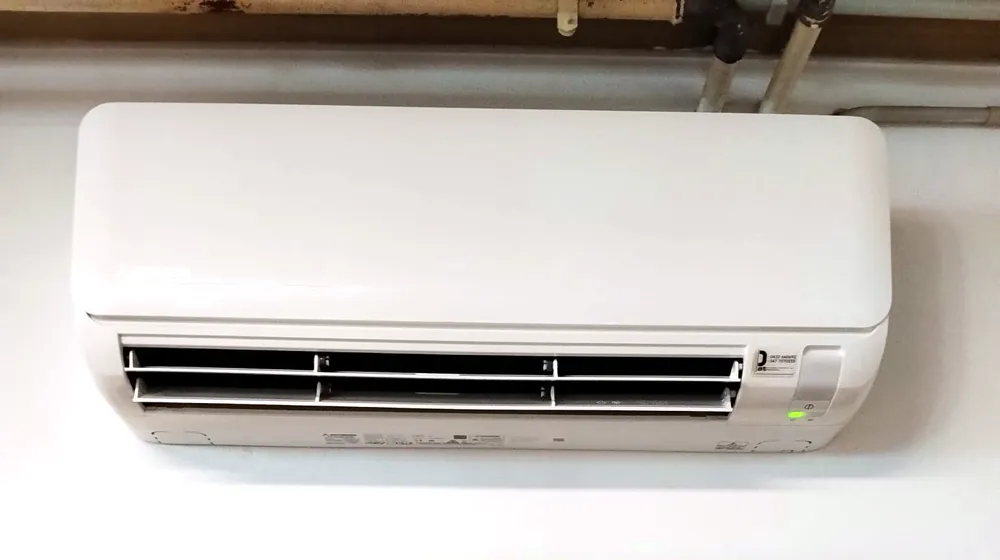 Climatizzatori a Udine: split a parete installato da Pat